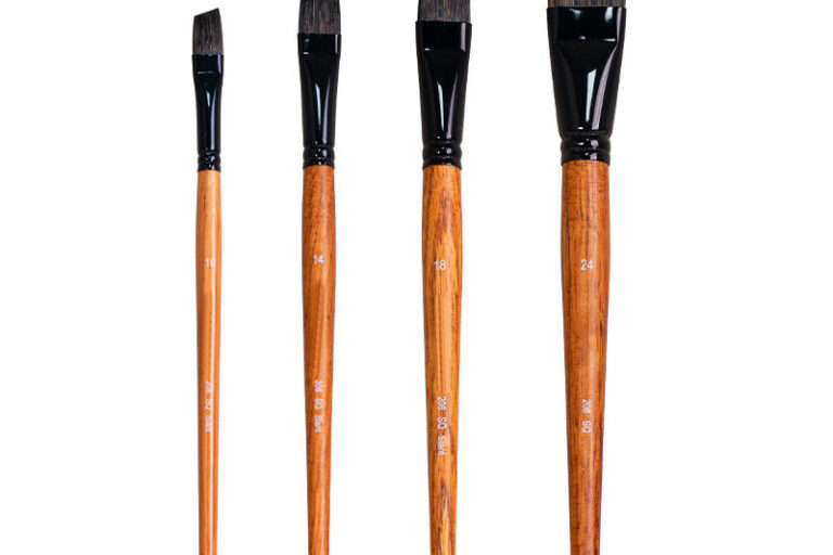 : 4pcs Artist Bristle and Synthetic Paint Brush Set for Acrylic Canvas Use