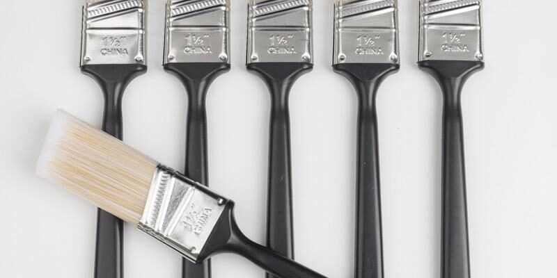 Boutique 1.5-Inch DIY Home Improvement Paint Brush with Plastic Long Handle & Oblique Head for Wall Brushing