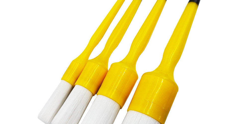 Custom Industrial Paint Brush with Black Plastic Handle and Yellow White Bristles